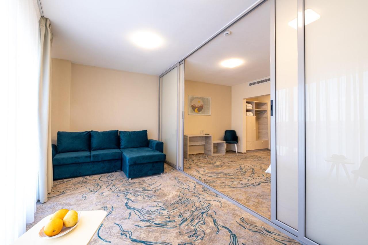 Fiald Hotel & Spa Бакэу Экстерьер фото