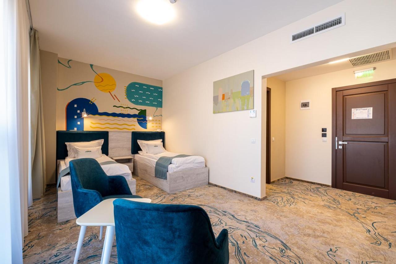 Fiald Hotel & Spa Бакэу Экстерьер фото