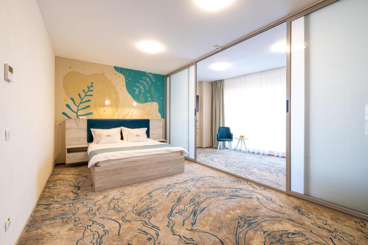Fiald Hotel & Spa Бакэу Экстерьер фото